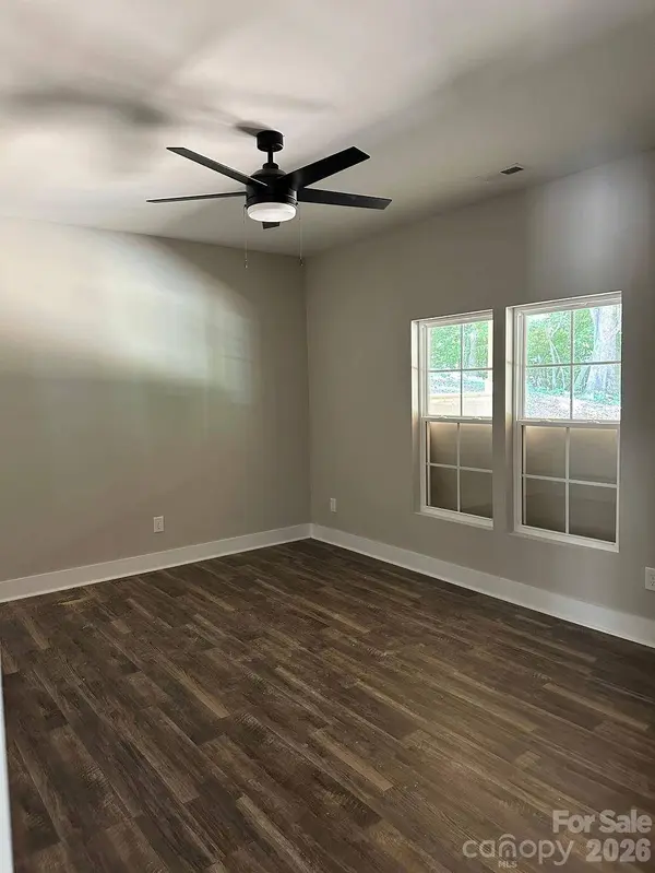 2319 Tanglewood DR, Albemarle, NC 28001