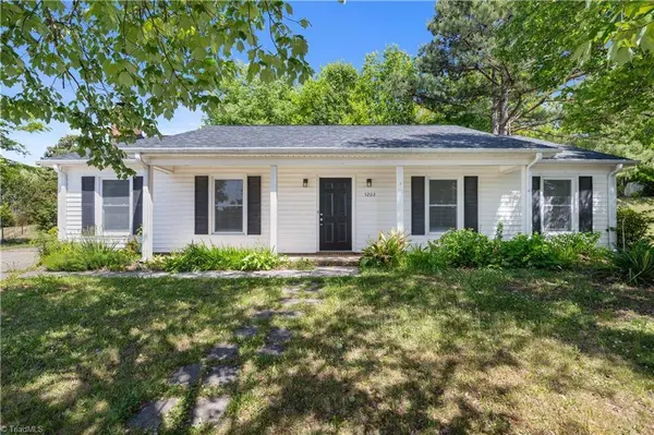 5202 Harrod CT, Greensboro, NC 27410