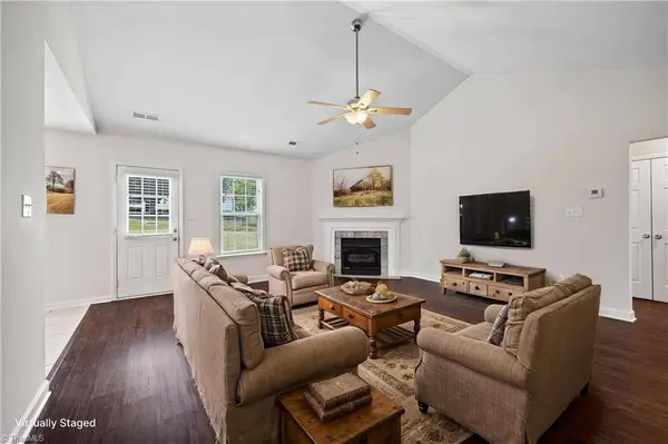 1742 Spring Path TRL, Clemmons, NC 27012