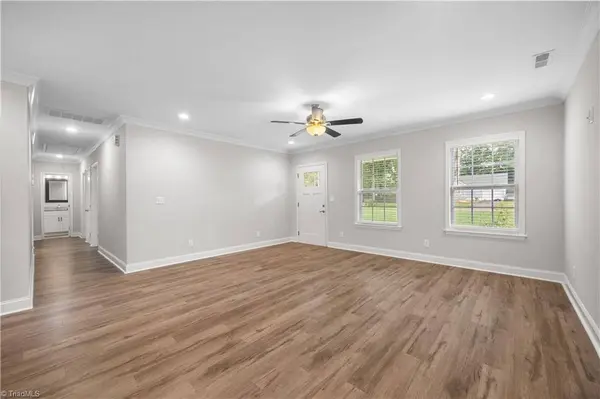 204 Quail DR, Winston-salem, NC 27105