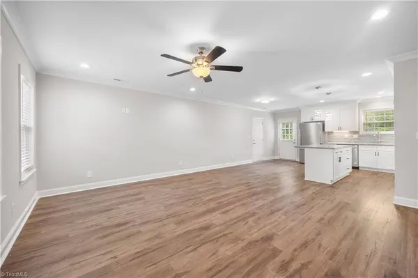 204 Quail DR, Winston-salem, NC 27105
