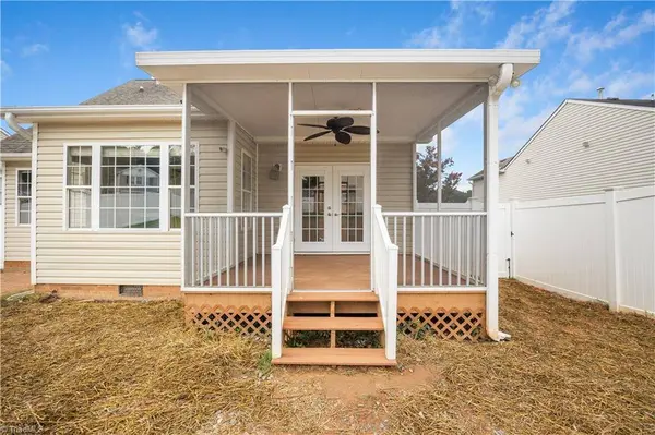 4153 Salem Springs CT, Winston-salem, NC 27107