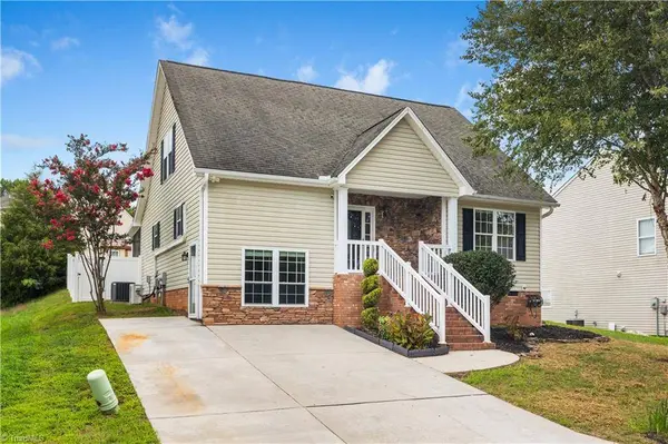 4153 Salem Springs CT, Winston-salem, NC 27107