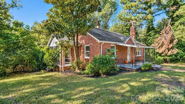 205 Sunrise AVE, Mount Gilead, NC 27306