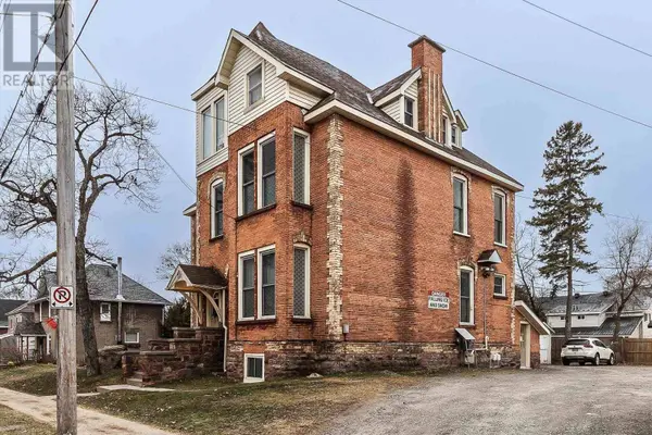 151 Woodward AVE, Sault Ste. Marie, ON P6A3T6