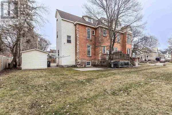 151 Woodward AVE, Sault Ste. Marie, ON P6A3T6
