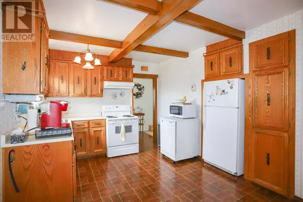 53 Chambers AVE, Sault Ste. Marie, ON P6A4T9