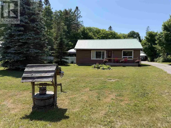 717 Highway 17 N, Aweres Township, ON P6A5K7