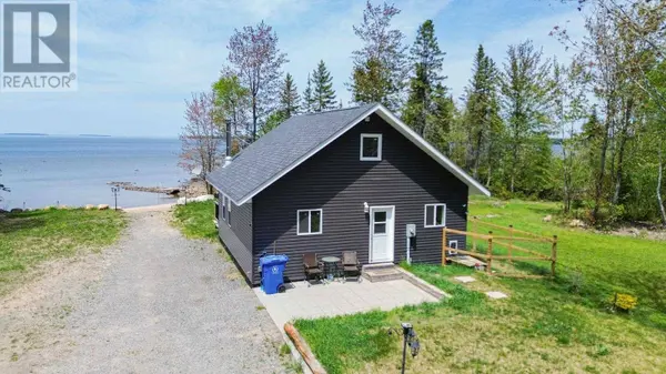 838 Four Seasons DR, Goulais River, ON P0S1E0