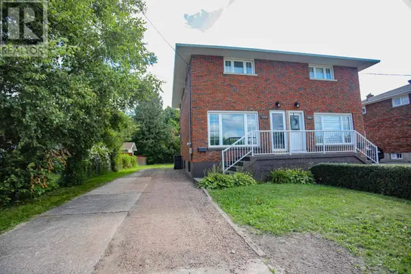 382 Farwell TER, Sault Ste. Marie, ON P6C4B7