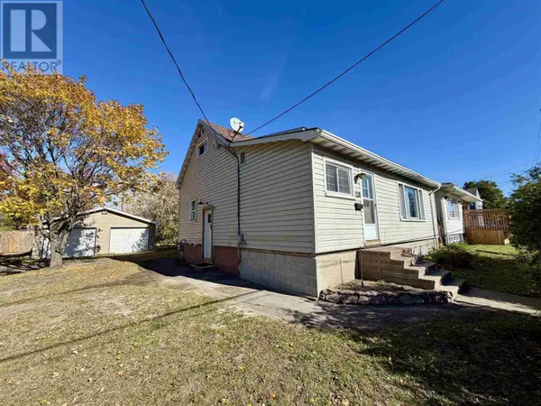 328 McNabb ST, Sault Ste. Marie, ON P6B2B4