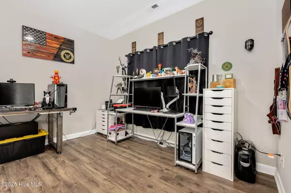 40 Kenbridge LN, Princeton, NC 27569