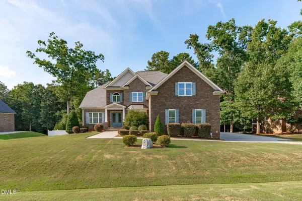 3504 Castelaine CIR, Apex, NC 27539