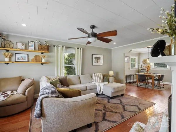413 W Ridge AVE, Landis, NC 28088