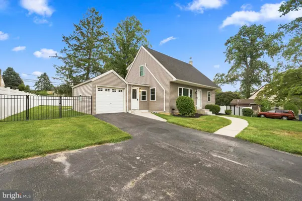 207 SEAL LN, West Chester, PA 19380