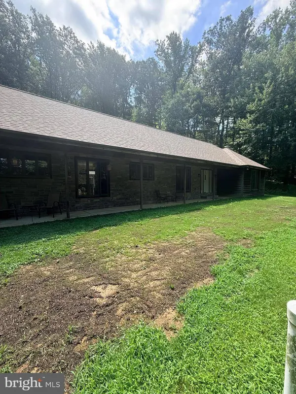 1652 POTTSTOWN PIKE, Glenmoore, PA 19343