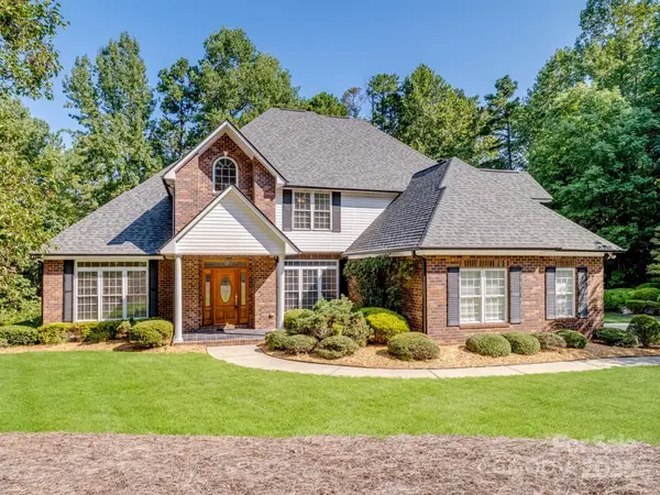 2817 Allendale Ct, Concord, NC 28025-8019
