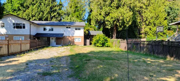 9689 131 ST, Surrey, BC V3T 3P4