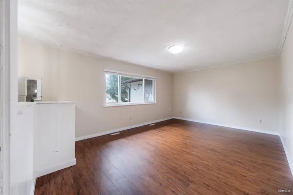 9689 131 ST, Surrey, BC V3T 3P4