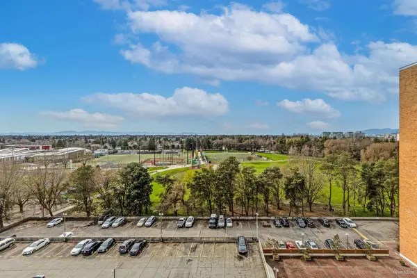 6631 Minoru BLVD #1209, Richmond, BC V6Y 1Z1