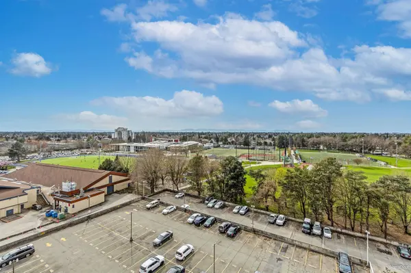 6631 Minoru BLVD #1209, Richmond, BC V6Y 1Z1