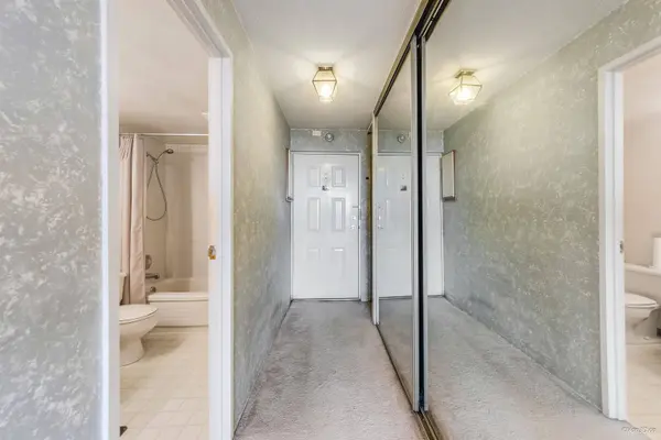 6631 Minoru BLVD #1209, Richmond, BC V6Y 1Z1