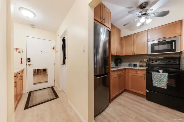 1545 E 2nd AVE #210, Vancouver, BC V5N 1C8