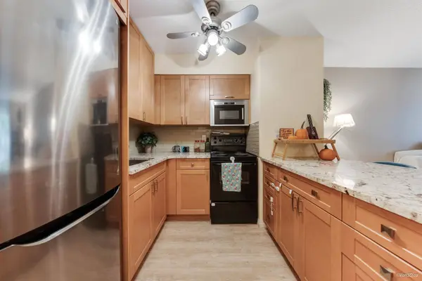 1545 E 2nd AVE #210, Vancouver, BC V5N 1C8