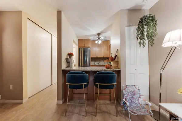 1545 E 2nd AVE #210, Vancouver, BC V5N 1C8