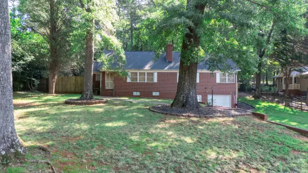 41 Elm St, Badin, NC 28009-0347