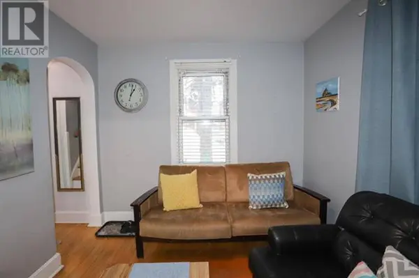 240 Huron ST, Sault Ste. Marie, ON P6A1R5