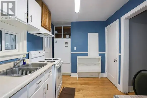 240 Huron ST, Sault Ste. Marie, ON P6A1R5