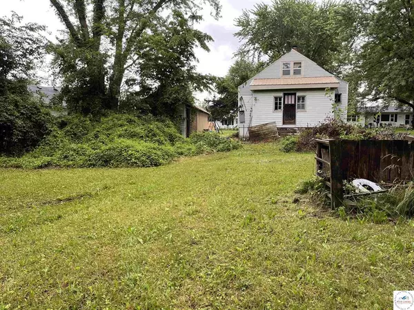 Tipton, MO 65081-8344,422 Miller Ave