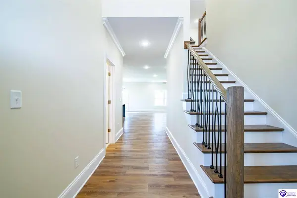 309 Ashwood Avenue, Elizabethtown, KY 42701