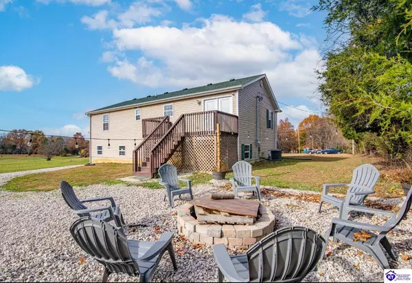 90 Charlie Pile Road, Guston, KY 40142