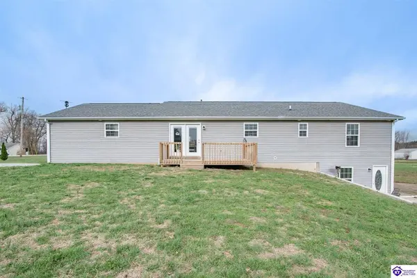 25 Hummingbird Lane, Vine Grove, KY 40175