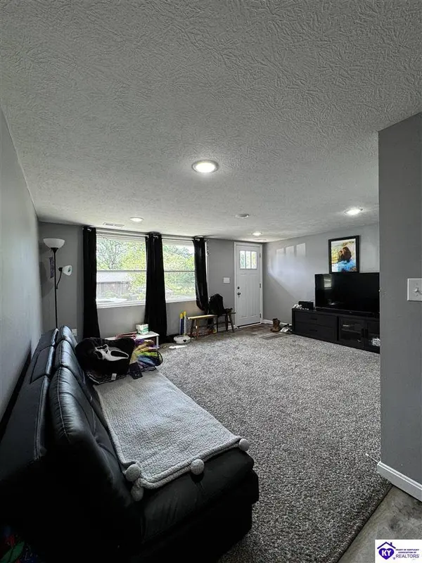 1107 Wooddale Road, Brandenburg, KY 40108
