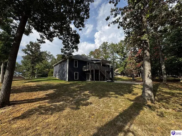 649 Fairway Drive, Brandenburg, KY 40108