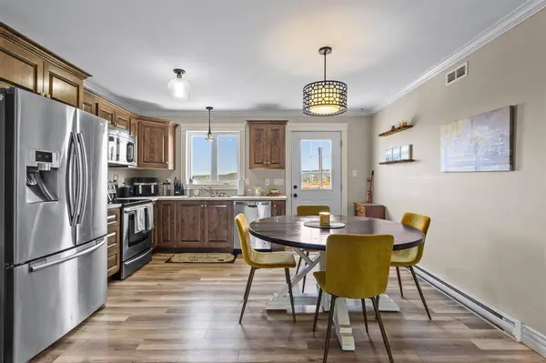 33 Farmland Lane, Conception Bay South, NL A1X 7L7