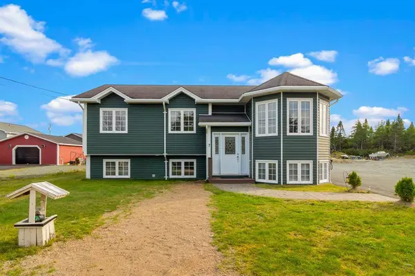 7 Kingsway Drive, Conception Bay South, NL A1X 6R5