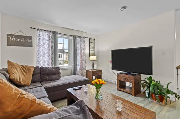 2 Sabre Street, St. John's, NL A1A 6B7
