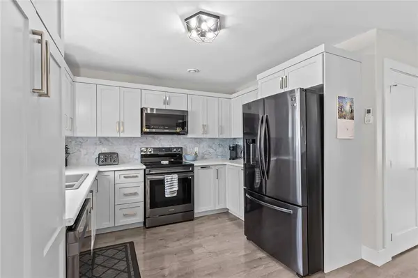 8 Rosegate Place, Conception Bay South, NL A1W 4G5