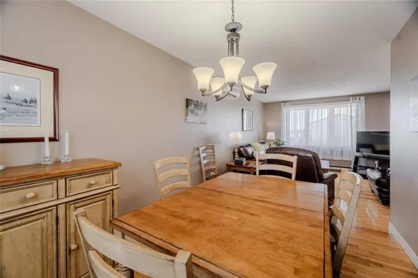 41 Jane Heights, Paradise, NL A1L 1E6