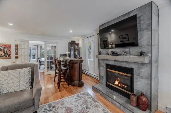 347 Conception Bay Highway, Holyrood, NL A0A 2R0