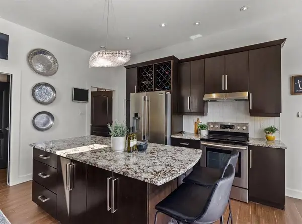 28 Flora Drive, Torbay, NL A1K 1M5