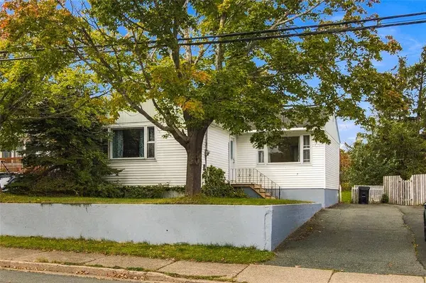 6 Cherry Hill Road, St. John's, NL A1A 1X1