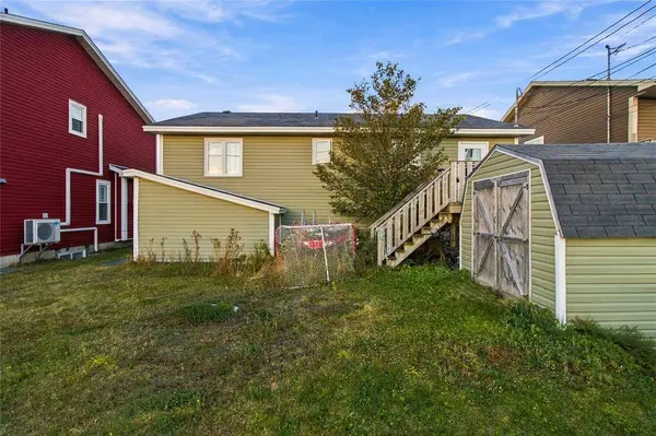 12 Green Way, Conception Bay South, NL A1X 0B7