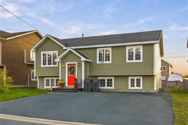 12 Green Way, Conception Bay South, NL A1X 0B7