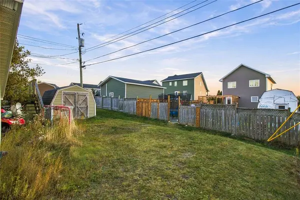 12 Green Way, Conception Bay South, NL A1X 0B7