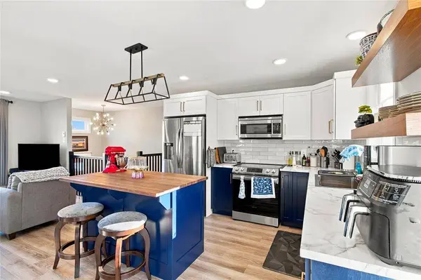 11 Phoenix Drive, Paradise, NL A1L 3L4